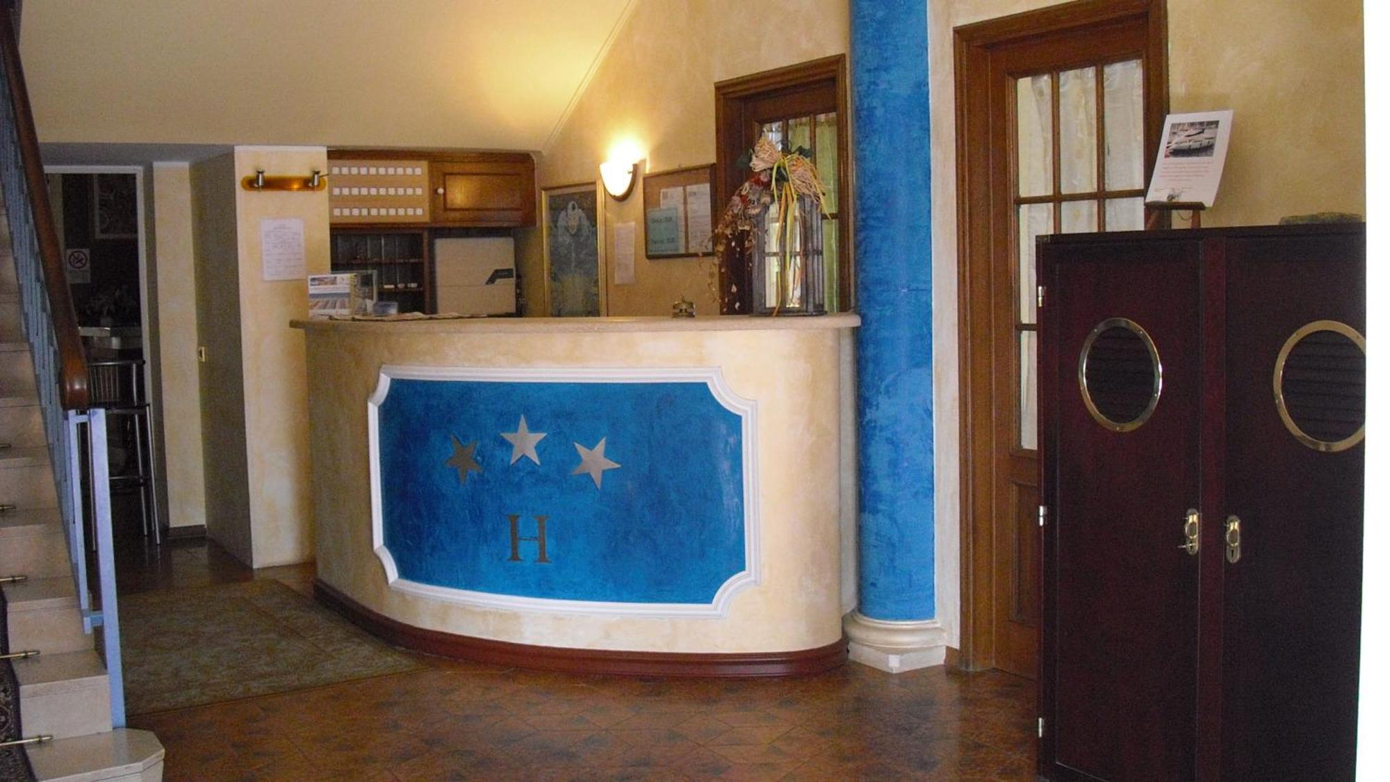 Hotel La Palma Lido di Camaiore Exterior photo
